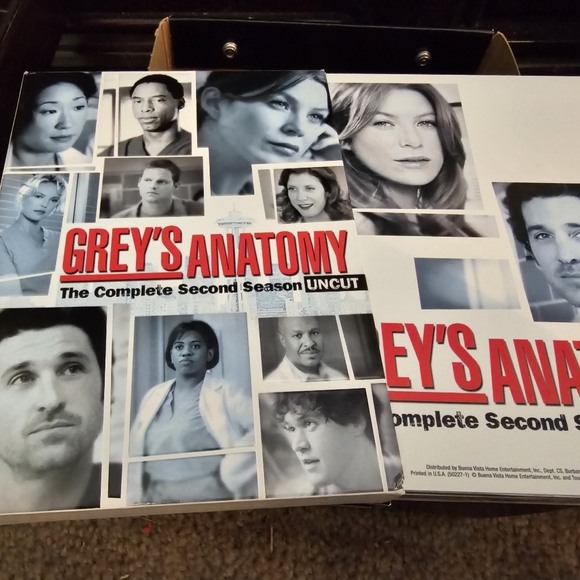 Grey's Anatomy Box Sets Season 1-7 - Picture 3 of 8